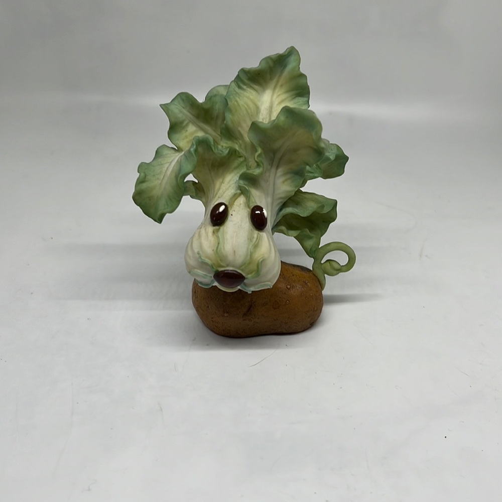 2007 Home Grown Seagull Decor Co ltd Romaine Lettuce Head